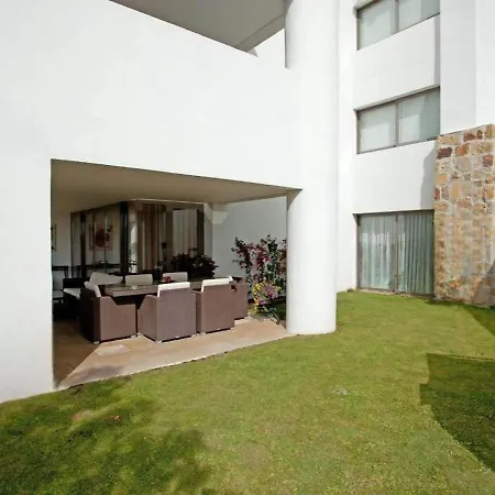 Apartment Amazing In Benahavis With Shared Pool